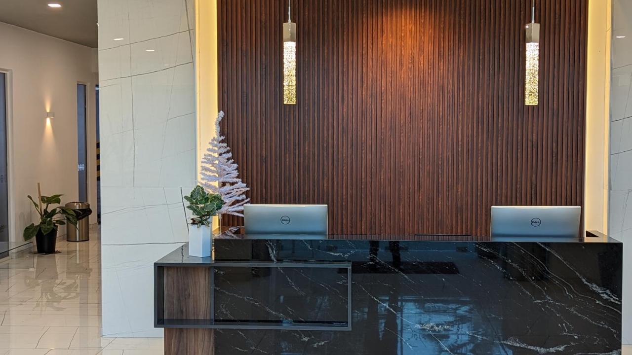 טפיק Hotel Fray Select מראה חיצוני תמונה