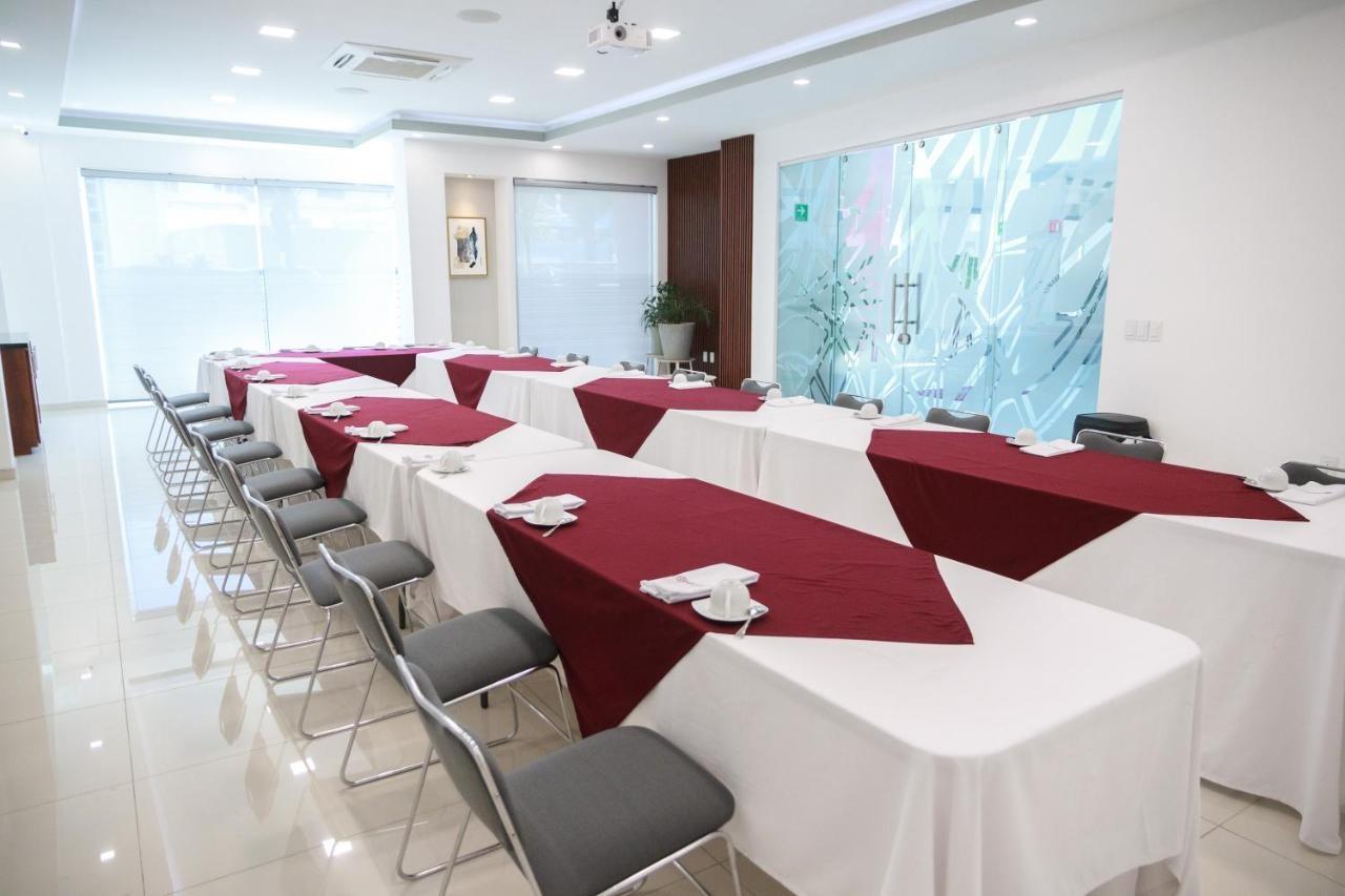טפיק Hotel Fray Select מראה חיצוני תמונה